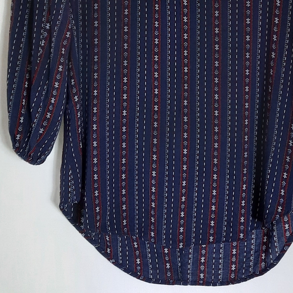 Umgee Women's Medium Tunic Asymmetrical Hem Blue - Picture 3 of 6